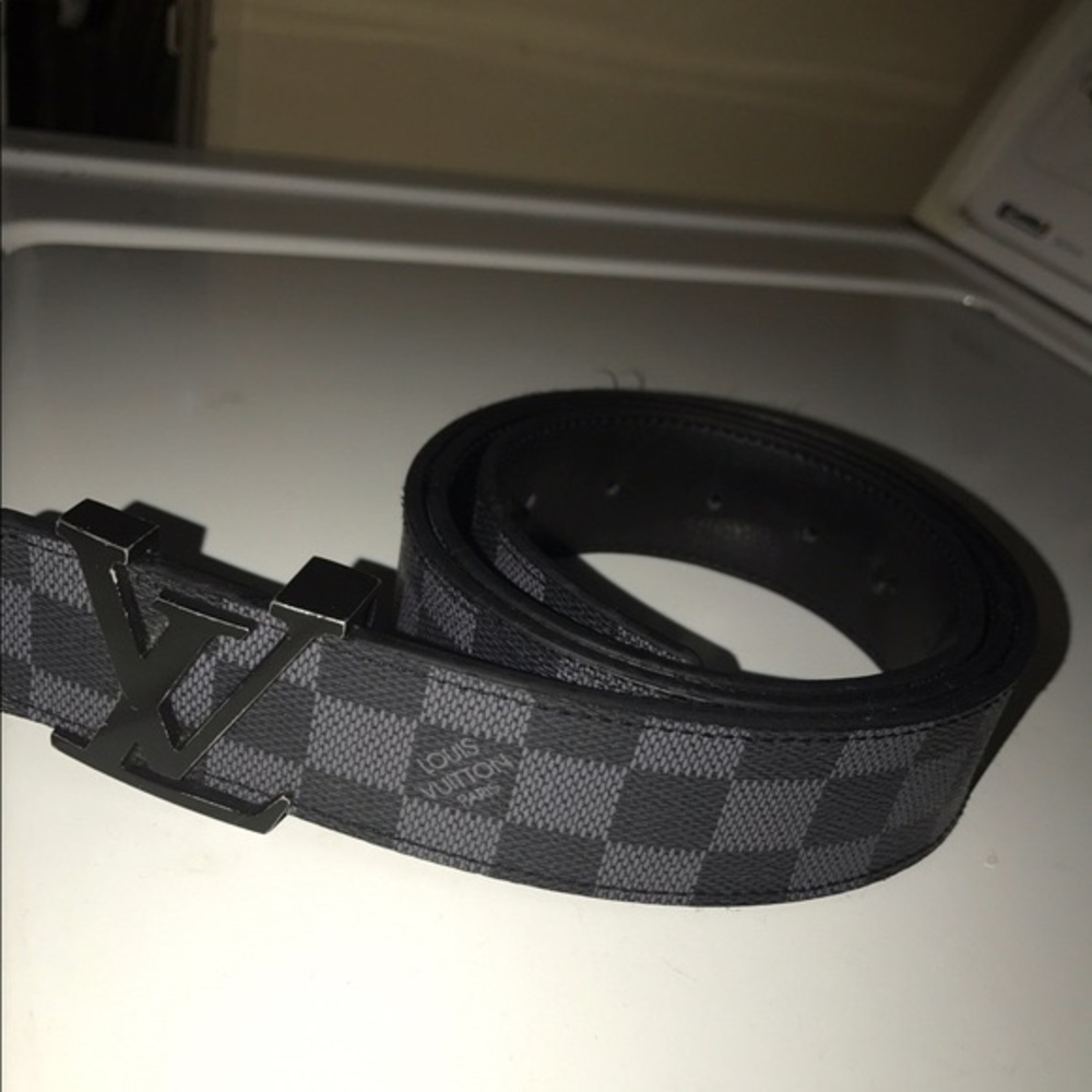 Black Louis Vuitton belt